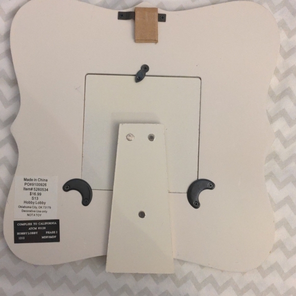 Frame - Picture 4 of 4